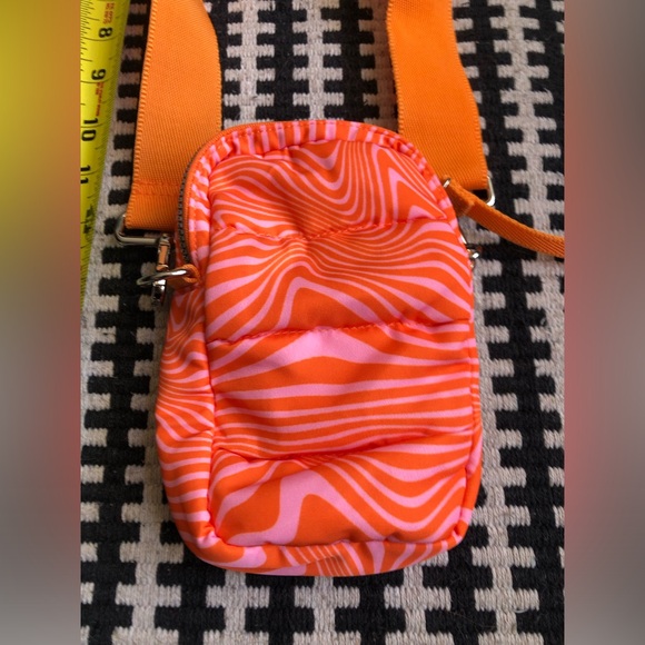 Small swirly cell phone bag - Picture 3 of 4